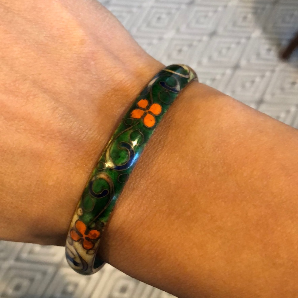 💥4 for $20💥Floral Enamel Bangle Bracelet